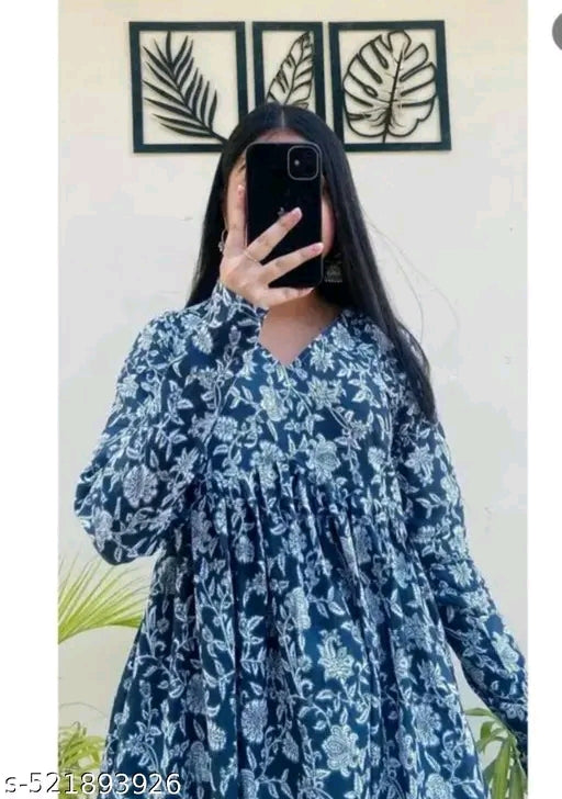 Women Printed Rayon Top (Black & Blue)