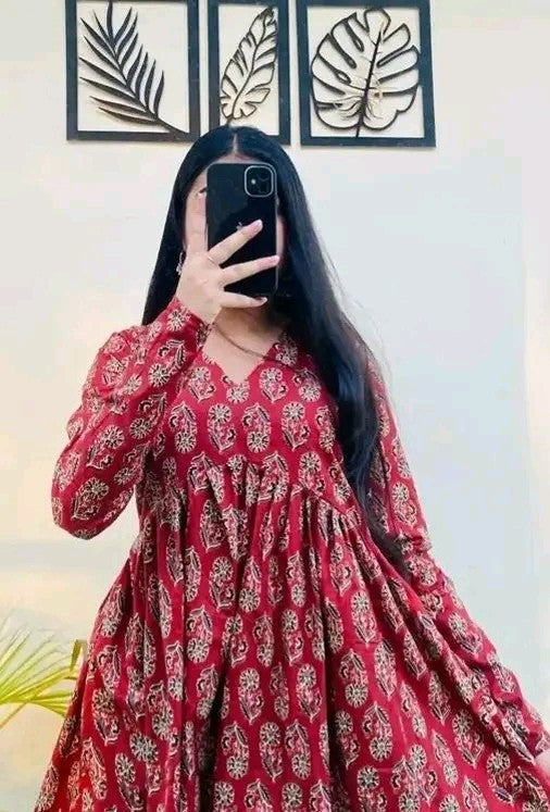 Trendy Maroon Rayon Kurti (Above Knee Length)